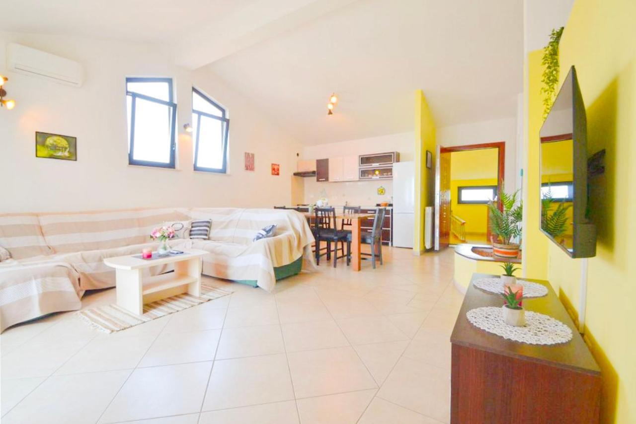 Panorama Punta Apartment Umag Exterior photo